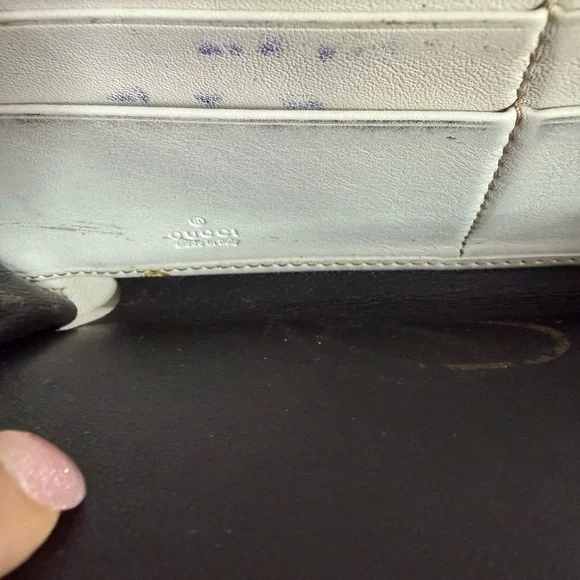 Gucci Gold Heart Charm Detail - Picture 8 of 10